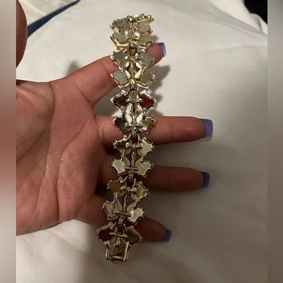 Stunning Vintage BSK Bracelet White Lucite Rhinestone - - Picture 7 of 7